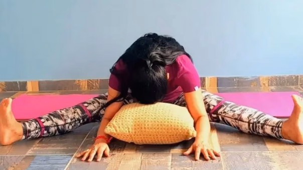 Le mewing, cette technique virale sur TikTok pour la mâchoire